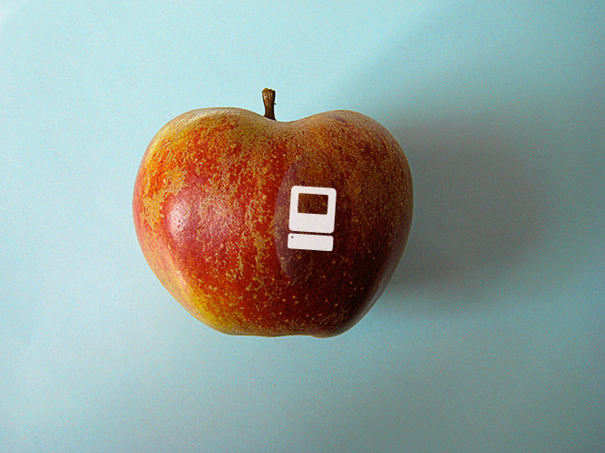 appleapplecomputercomputer-001.jpg