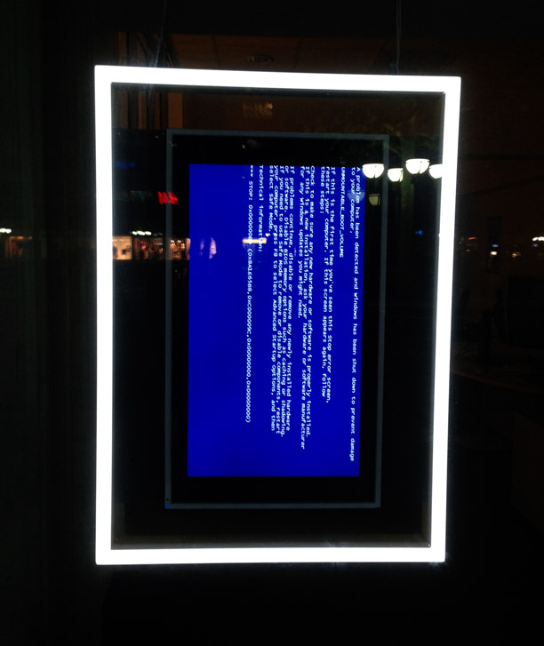 nicely_framed_bluescreen
